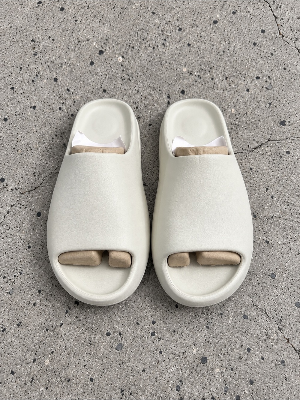 Yeezy YS-01 Cream Slide Sandals
